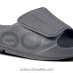 cl OOFOS sandalia deportiva flexible ooahh para mujer pizarra R8F8652